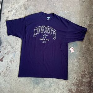 Dallas Cowboys Embroidered Logo Short Sleeve T-shirt